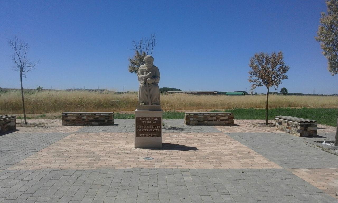 Albergue Vive Tu Camino Reliegos Luaran gambar